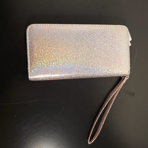 Claire's wrist wallet - Picture 2 of 3